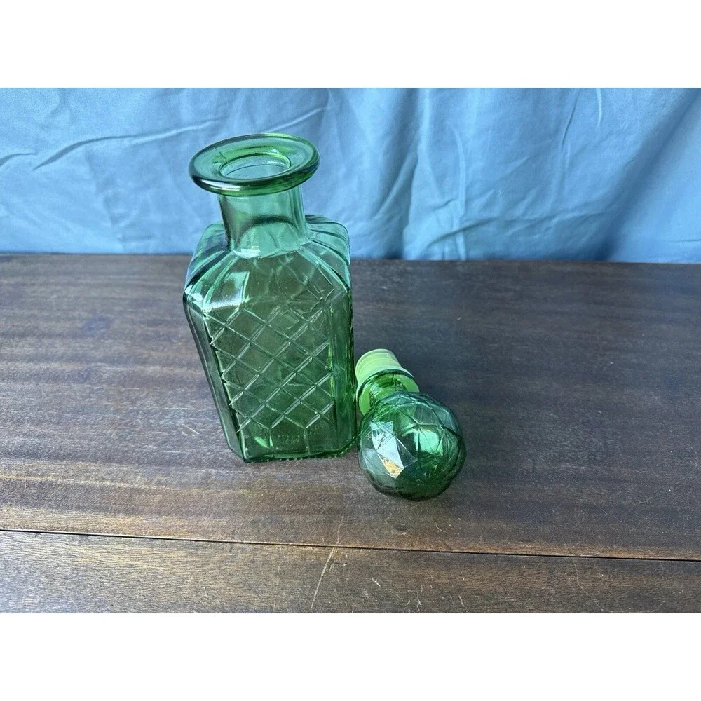 VTG Empoli Green Glass Decanter W/Stopper Diamond Pattern
